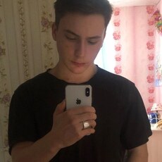 Анатолий, 19