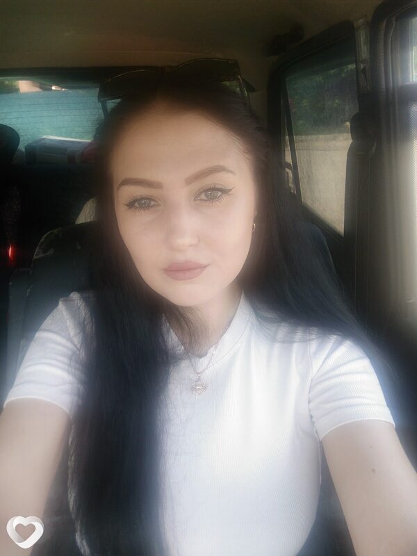 Полина