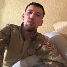 Эдик, 30