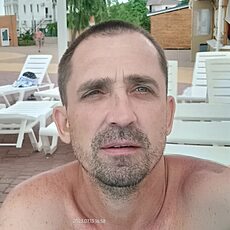 Витя, 37