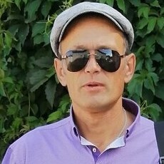 Михаил, 47