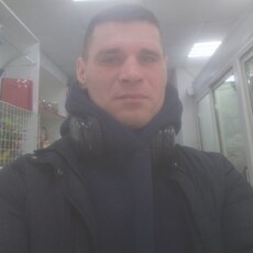 Слава, 41