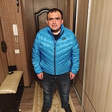 Кир, 44