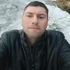 Михаил, 37