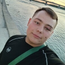 Юрий, 23