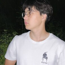 Денис, 22