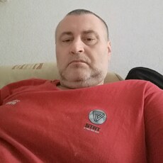 Максим, 52
