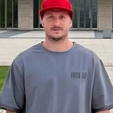 Сеня, 44