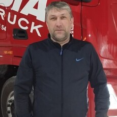 Эдуард, 48
