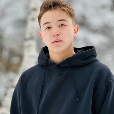 Толя, 28