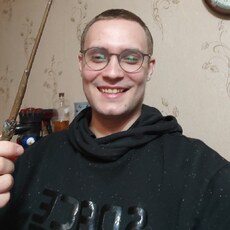 Тарас, 27