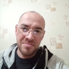 Витя, 41