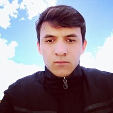 Тёма, 23
