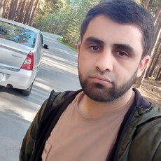 Роман, 31