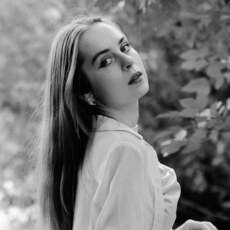 Лина, 26