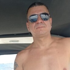 Лукас, 41