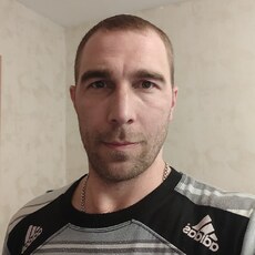 Вадим, 40