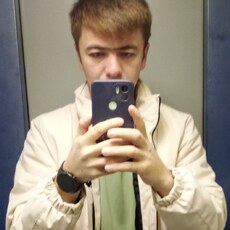 Максим, 28