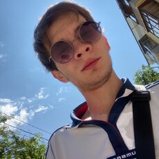 Эрик, 25