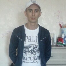 Валентин, 39