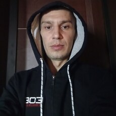 Виталя, 35