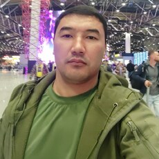 Сева, 31