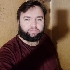 Артур, 35