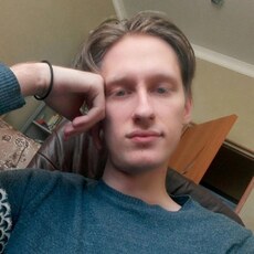Виктор, 24