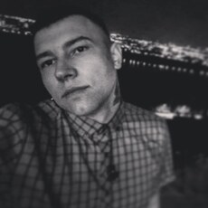Виталя, 25