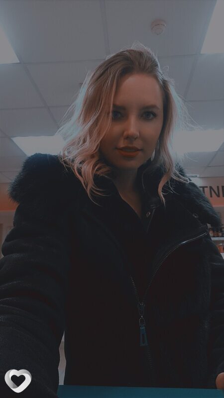 Аня