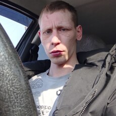 Альберт, 32