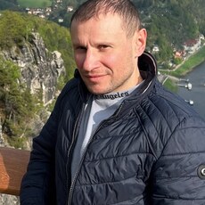 Лукас, 40