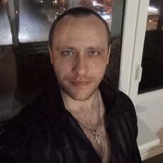 Марик, 33