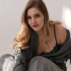 Лина, 25