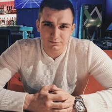 Женя, 24