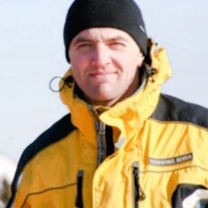 Ден, 43