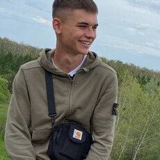 Коля, 22