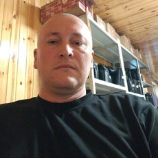Веня, 37