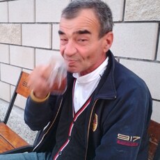Валера, 49
