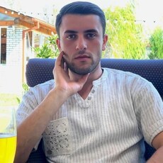 Виталий, 27
