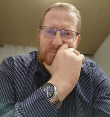 Виктор, 41