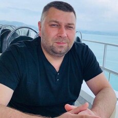 Коля, 43