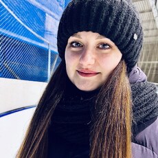 Алиса, 24
