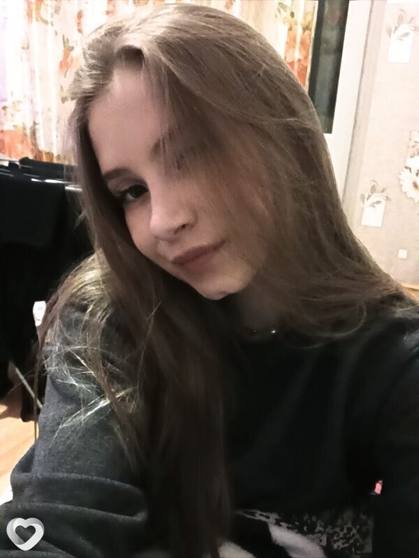 Оля
