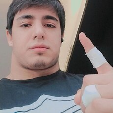 Владимир, 21