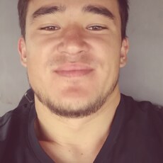 Андрей, 25