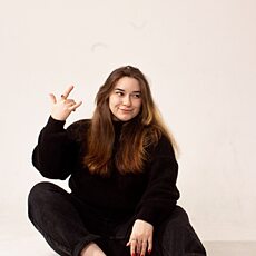Лара, 22