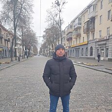 Миша, 52