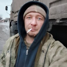 Эдуард, 44