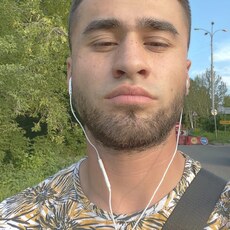 Евгений, 24